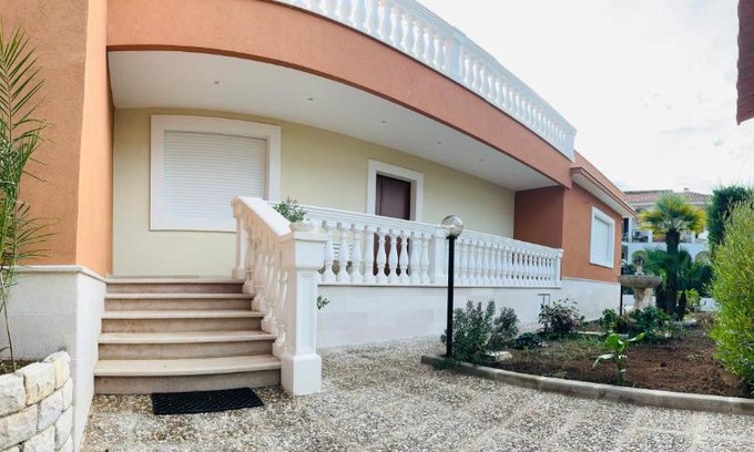 Trani Casa | Villa Raffaele