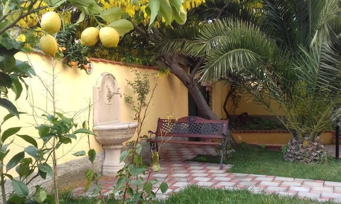 Racalmuto Cama Y Desayuno | Villa Rahal