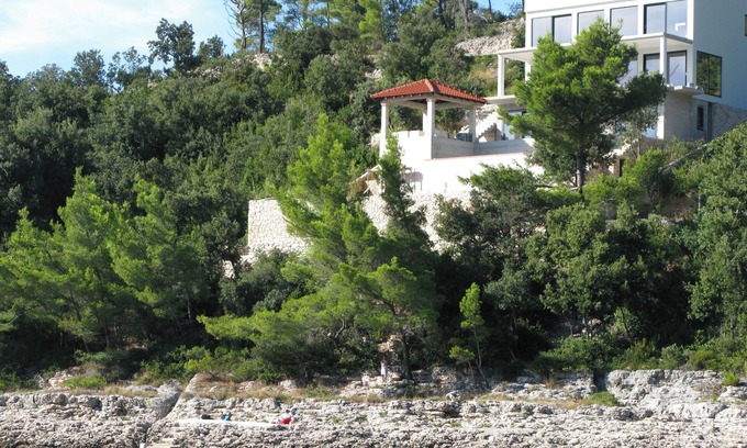 Blato Villa | Villa Rasoha, right by the sea, a beautiful beach bay, peace, privacy