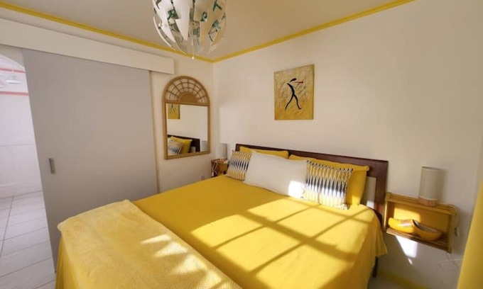 Marie Pampoen Apartamento | Villa Raven`s Paradise (Rosado)