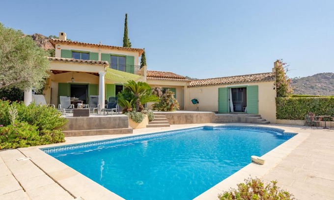 Saint-Raphael Villa | Villa Reves de Rives by Interhome