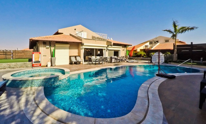 Eilat Villa | Villa Riviera es las villas más lujosas de la ciudad. Entonces, si quieres lo mejor ...
