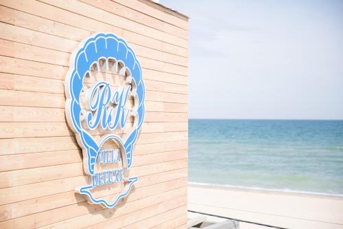 Karolino-Bugaz Hotel | Villa RK DeLuxe