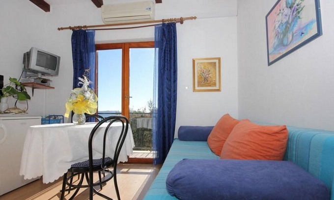 Brsecine Apartamento | Villa Ro - Ela - Apartamento de un dormitorio con balcón y vistas al mar - A1
