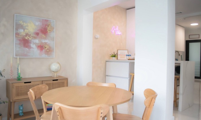 Northeast Coconut Grove Casa | Villa Roads 2/2 King Bed, Laundry Coral Gables, Brickell, Little Havana, Airport