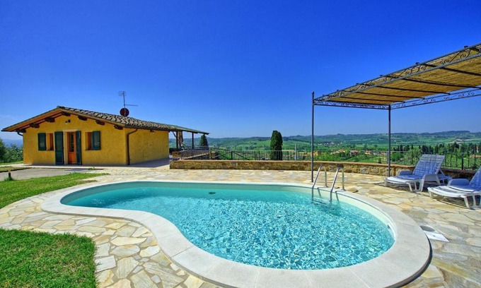 Castelfiorentino Casa | Villa Roberto by PosarelliVillas
