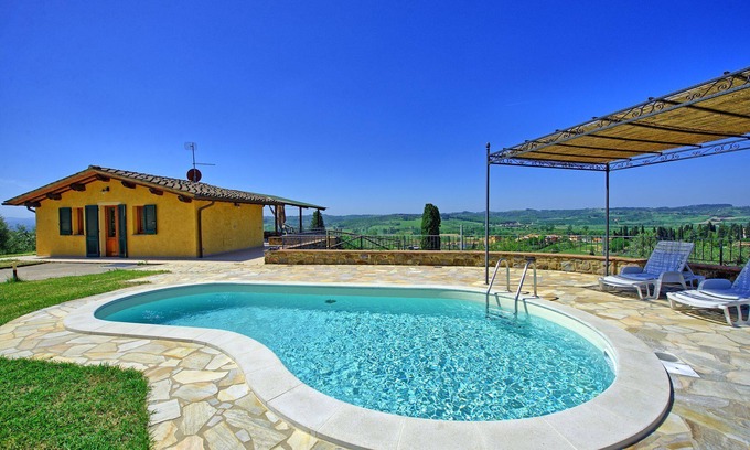 Castelfiorentino Villa | Villa en Fontanella con 2 habitaciones, capacidad 4
