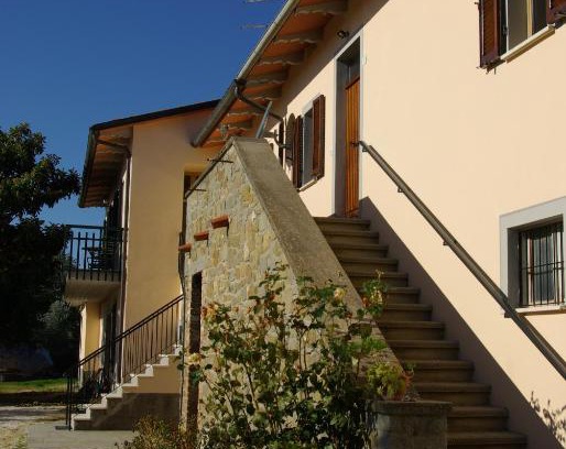 Tuoro sul Trasimeno Apartamento | Villa Roccaccia