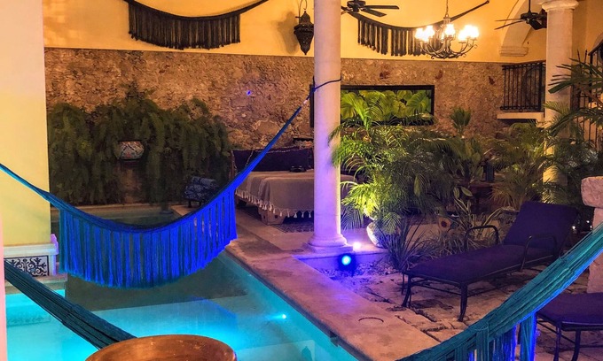 Centro Casa | VILLA ROMANTICA. UNA OBRA MAESTRA COLONIAL VERDADERA. CERCA DE RESTAURANTES Y MUSEOS