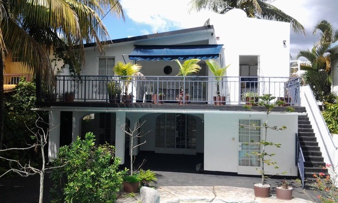 Pointe aux Biches Apartamento | Villa Rosa, 2 apartamentos con piscina al aire libre, 100 mts de la playa
