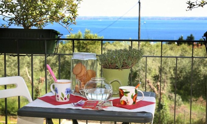 Moniga del Garda Apartamento | Villa Rosa - Moniga del Garda