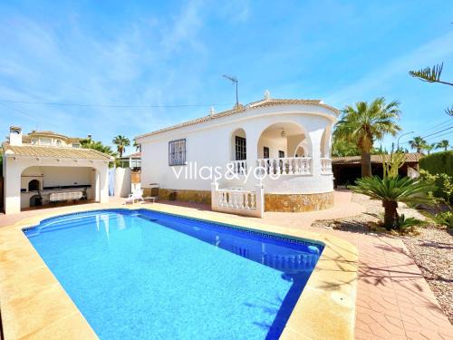 Quesada Villa | Villa Rosas Ciudad Quesada by Villas&You