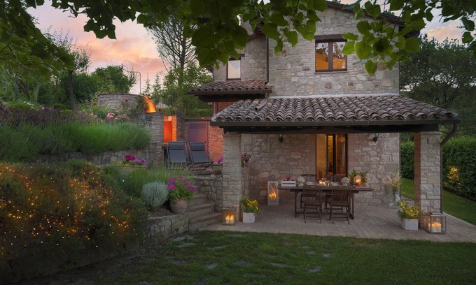 Todi Villa | Villa Rosaspina desde 1700. Piscina privada, aire acondicionado, jacuzzi, DSL / Wi-Fi