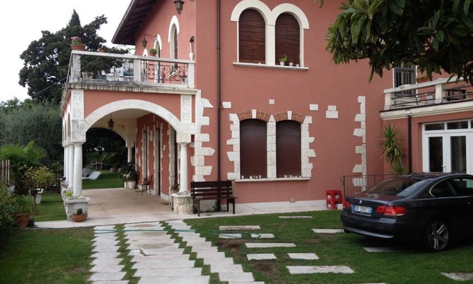 Cavaion Veronese Casa | Villa Rossa apartment Lake Garda Bardolino-Cavaion (Apartment )