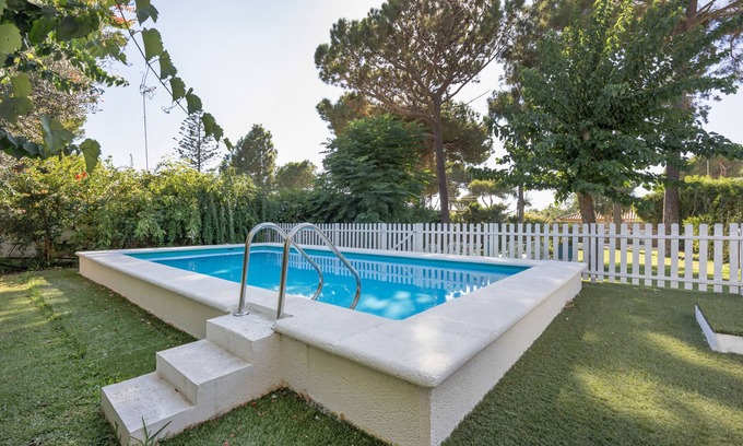 Los Gallos-Cerromolino Villa | Villa 'Sahia Ideal Familias 9 Pax' con piscina privada, Wi-Fi y aire acondicionado