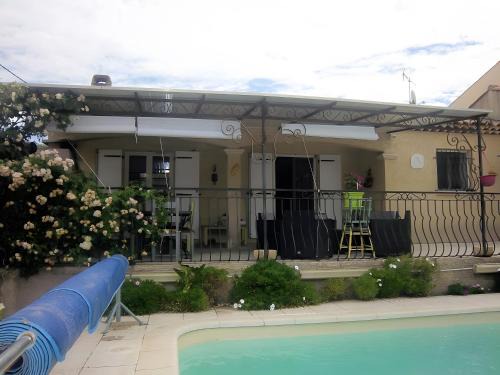 Port-Saint-Louis-du-Rhone Cama Y Desayuno | Villa salamandre chambre d'hote