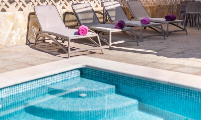 Cala Llombards Chalet De Esquí | Villa Sa Llimonera con piscina privada y vistas al mar cerca de Cala Llombards