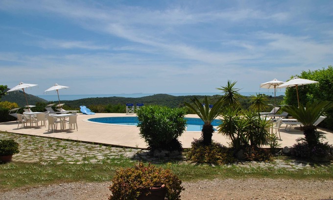Itri Casa | Villa Saha beautiful mansion surrounded by olive trees