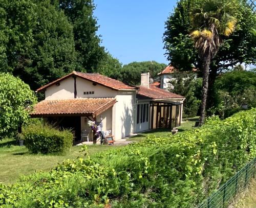 Saint-Vivien-de-Medoc Villa | Villa Saint Vivien