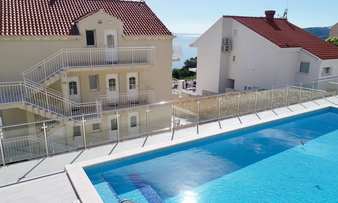 Plat Apartamento | Villa Samba - Superior One-Bedroom Apartment with Balcony and Sea View