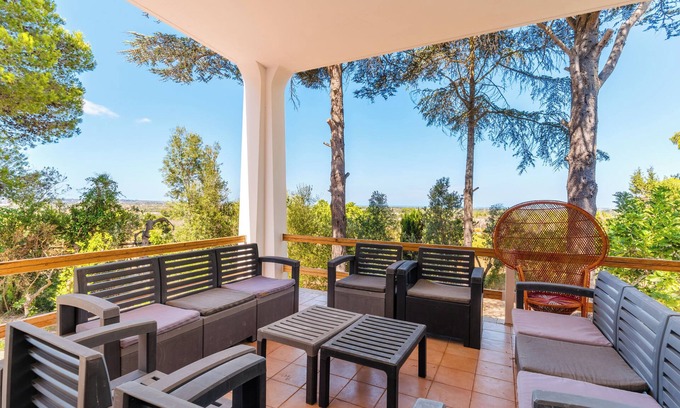 Matino Villa | Villa 'Santa Anastasia' con terraza privada, balcón y aire acondicionado