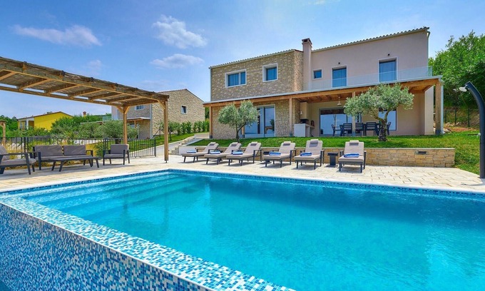 Brkac Casa | Villa Sauvignon
