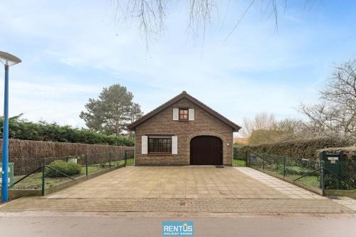 Witte Burg Casa | Villa Schorpioen - quiet location in Oostduinkerke