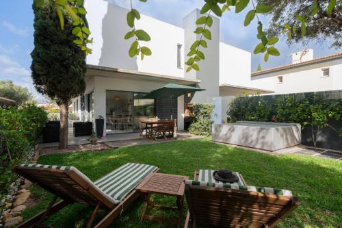 Pedras Pretas Casa | Villa Sea-Esta by An Island Apart
