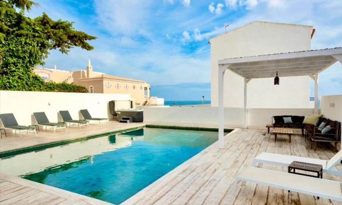 Meia Praia Villa | Villa vista mar, 10 personas, 350m mar, Piscina , Jacuzzi, Aire acondicionado