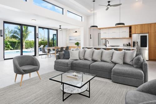 Leeward Settlement Villa | Villa Serenity