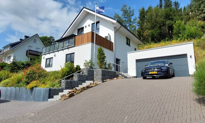 Silbach Casa | Villa Silberberg villa de bienestar de lujo con sauna, bañera de hidromasaje y billar