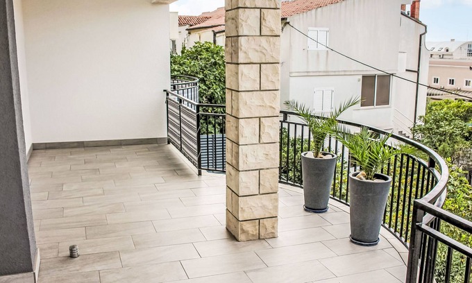 Gorinka Apartamento | Villa Silvia by Interhome