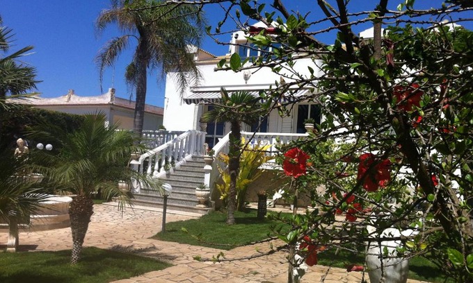 Cava dʼAliga Cama Y Desayuno | Villa Sissi