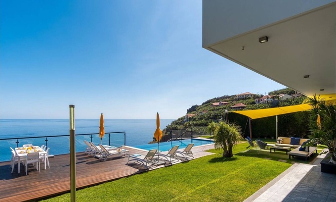 Ponta do Sol Casa | Villa Skylark by LovelyStay