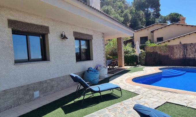 Lloret de Mar Villa | VILLA SOL Y MAR -MODERN LUXURY WITH POOL AND SEA VIEW