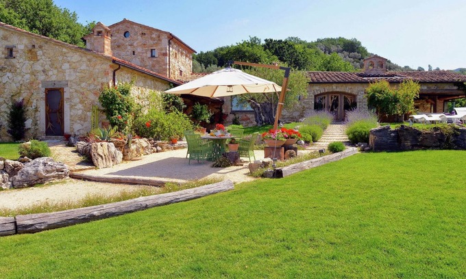 Guardea Villa | Villa Solace - Encanto y comodidad