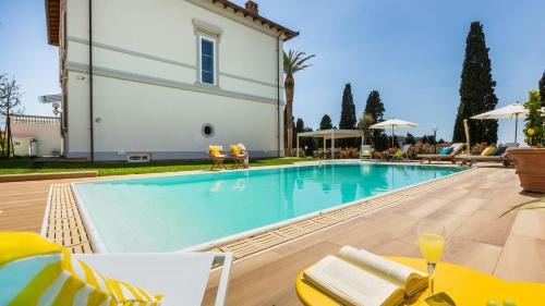 Rosignano Marittimo Villa | Villa Sole Al Molino A Vento 8, Emma Villas
