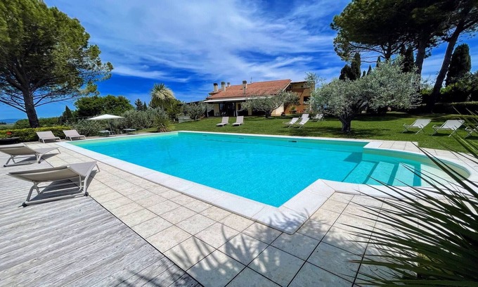 Pietrauta Villa | Villa Sole Vino, piscina fabulosa, área fantástica, tiene capacidad para 15 personas