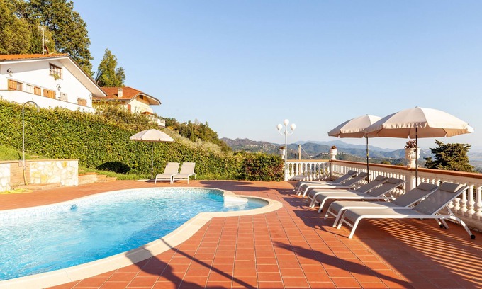 Corsanico Villa | 'Villa Sophia' con piscina, balcón, terraza y Wi-Fi