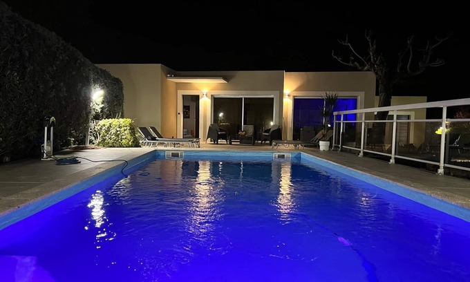 Gignac-la-Nerthe Villa | Villa Sophora à 15 min de la mer