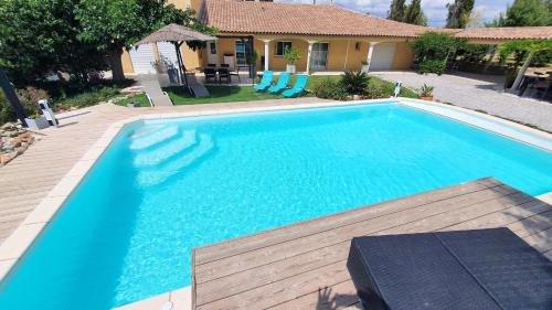 Beziers Villa | Villa spacieuse à Béziers avec piscine privée et jacuzzi