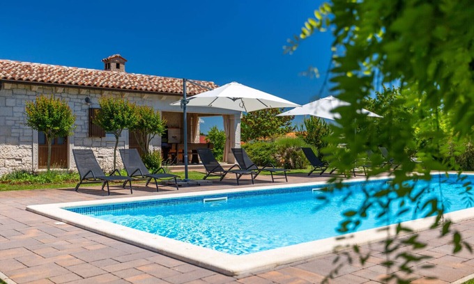 Kringa Villa | Villa St. Martina by Villas Guide