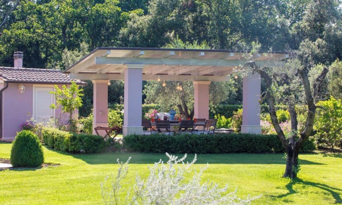Montescudaio Villa | Villa 'Sunbeach' with Private Pool, Private Terrace and Wi-Fi