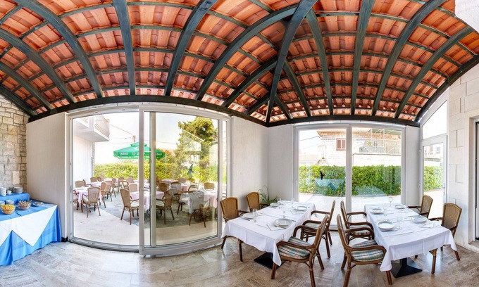 Supetar Hotel | Villa Supetar