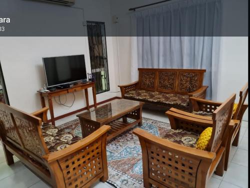 Shah Alam Casa | Villa Suria SemiD Homestay Shah Alam