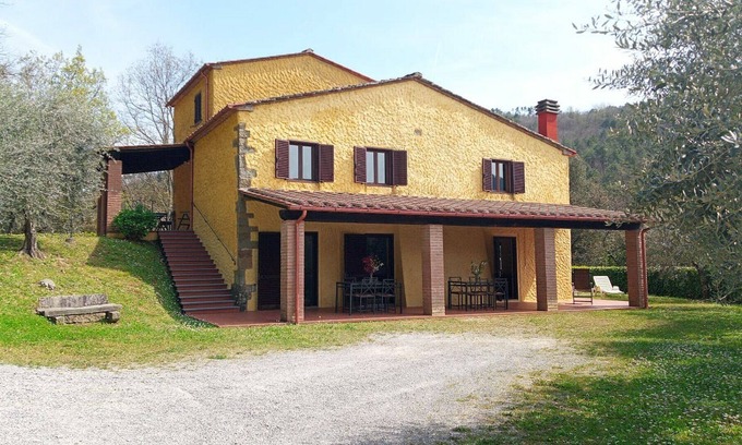 Pescia Villa | Cozy apartment surrounded by nature