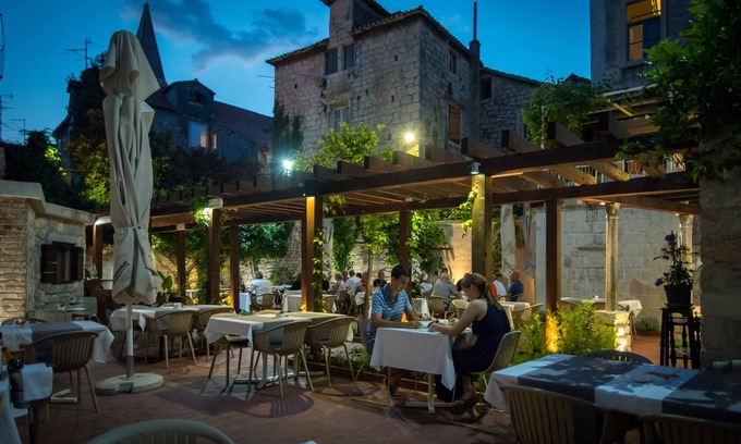 Trogir Hotel | Villa Sv. Petar