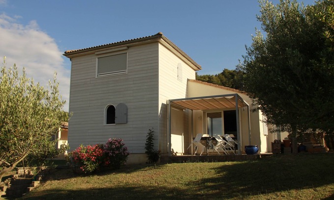 Laudun Villa | Villa T4 con piscina