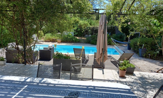 Cuges-les-Pins Villa | Villa T5 piscina tranquila cerca terraza vistas al mar gran clim colina panorámica