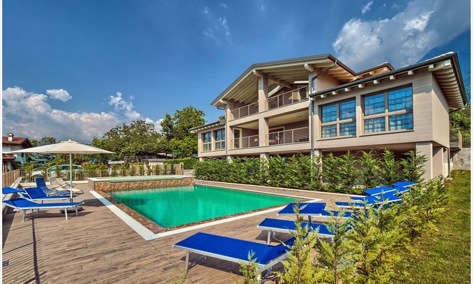 Colico Apartamento | Villa Tadi Laro Deluxe, Colico, Como See, Lecco, Lombardia, Norditalien
